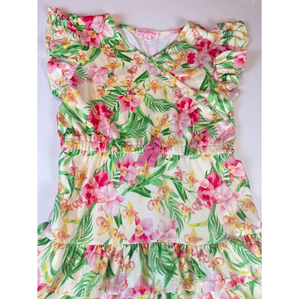 Tommy Bahama excellent size